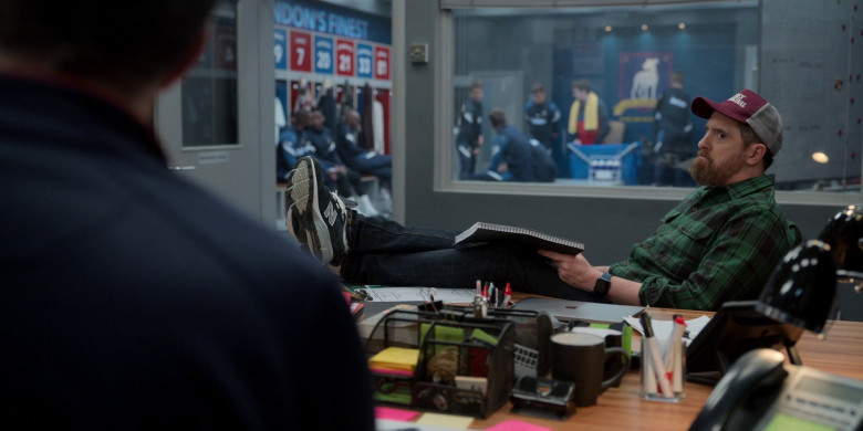 New Balance Sneakers, Apple MacBook and Smartwatch of Brendan Hunt as Coach Willis Beard in Ted Lasso S03E12 “So Long, Farewell” (2023)